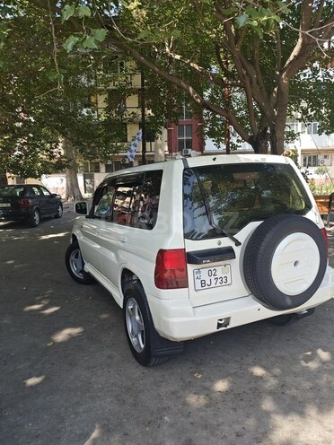 Mitsubishi Pajero io 2000, 400,000 km - 1.8 л - Mingəçevir