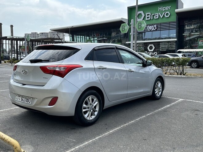 Hyundai i30 2014, 285,000 km - 1.6 l - Bakı
