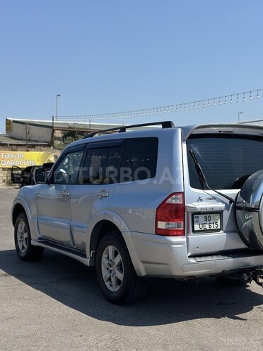 Mitsubishi Pajero 2006, 380,000 km - 3.2 l - Bakı