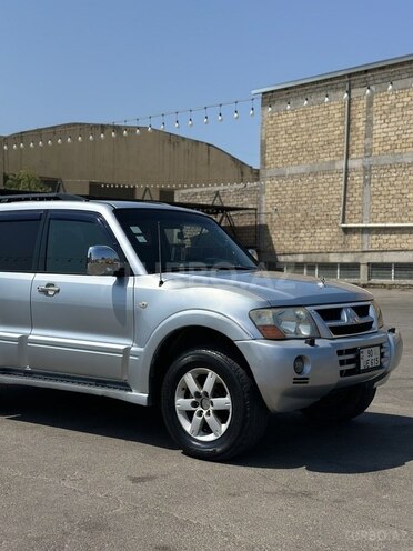 Mitsubishi Pajero 2006, 380,000 km - 3.2 l - Bakı