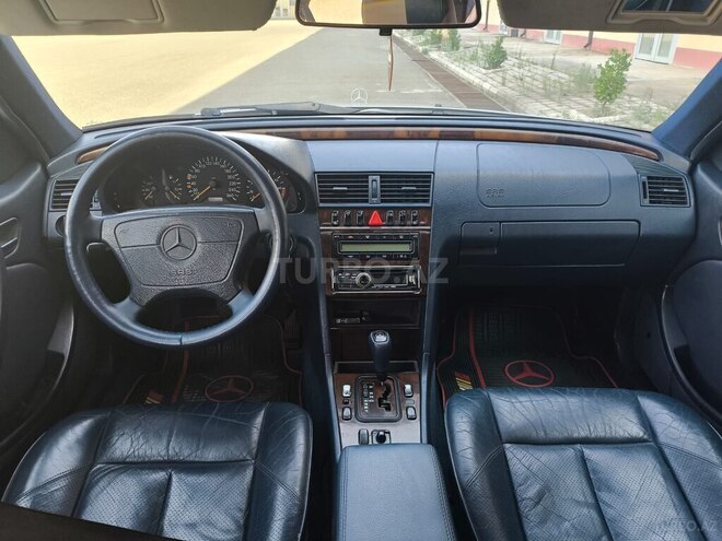 Mercedes C 240 1998, 242,000 km - 2.4 л - İmişli