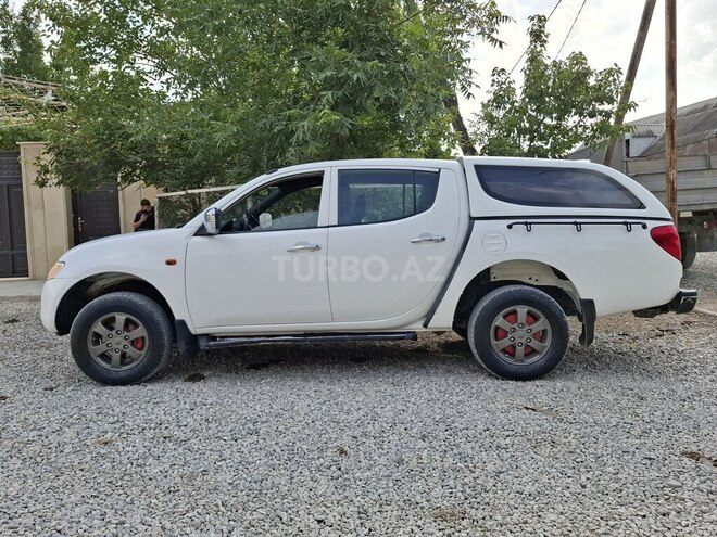 Mitsubishi L200 2007, 325,000 km - 2.5 l - Kürdəmir