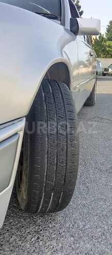 Mercedes E 250 1994, 521,000 km - 2.5 l - Bakı