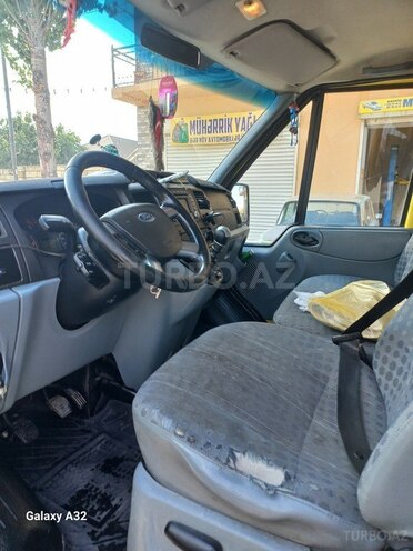 Ford Transit 2009, 216,390 km - 2.5 л - Quba