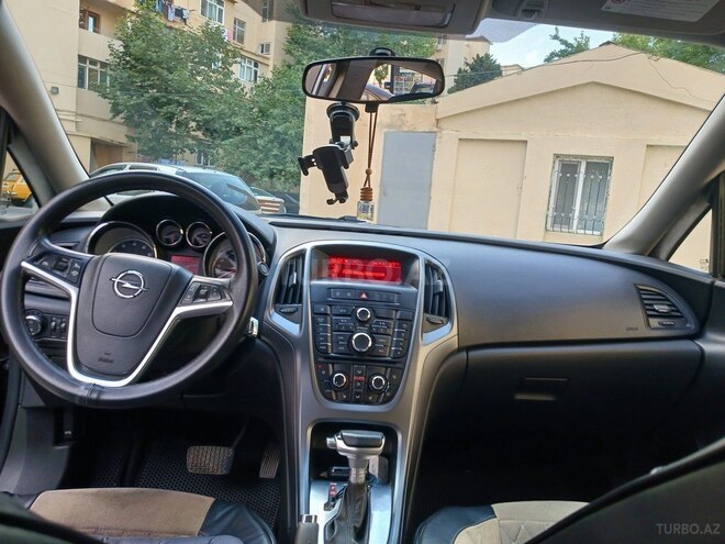 Opel Astra 2016, 223,473 km - 1.6 l - Bakı