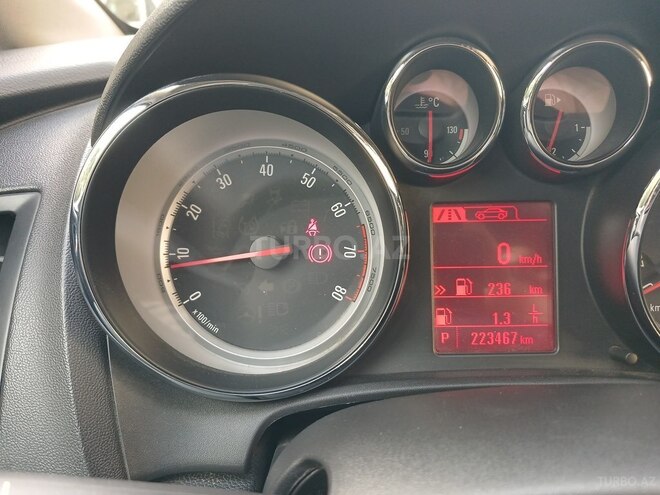 Opel Astra 2016, 223,473 km - 1.6 l - Bakı