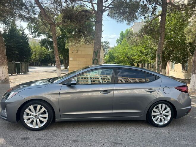 Hyundai Elantra 2019, 163,000 km - 2.0 l - Bakı