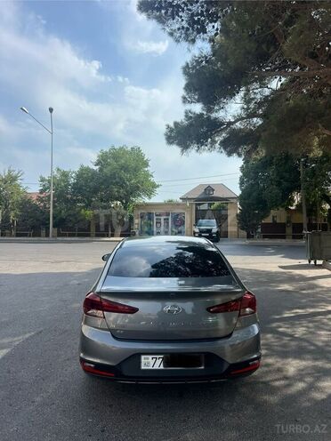 Hyundai Elantra 2019, 163,000 km - 2.0 l - Bakı