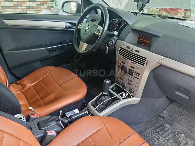 Opel Astra 2008, 252,000 km - 1.9 л - Salyan