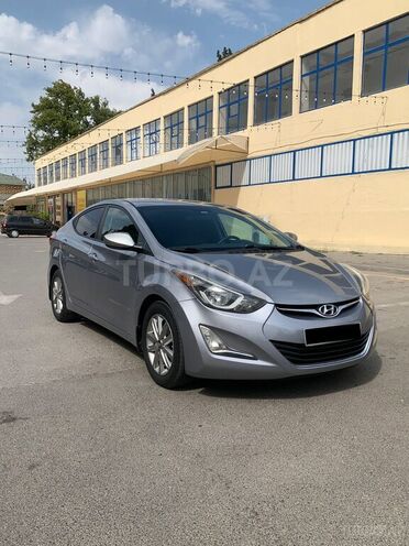 Hyundai Elantra 2015, 55,999 km - 1.8 l - Şirvan