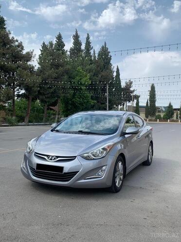 Hyundai Elantra 2015, 55,999 km - 1.8 l - Şirvan