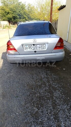 Mercedes C 220 1995, 520,000 km - 2.2 л - Qazax