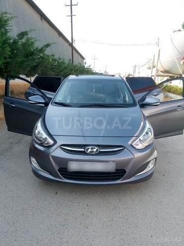 Hyundai Accent 2016, 212,000 km - 1.6 l - Bakı