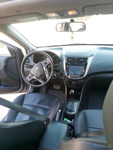 Hyundai Accent 2016, 212,000 km - 1.6 l - Bakı