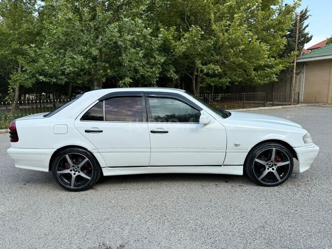 Mercedes C 180 1997, 282,800 km - 1.8 l - Bakı