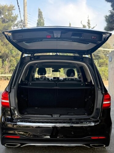Mercedes GLS 400 4MATIC-15