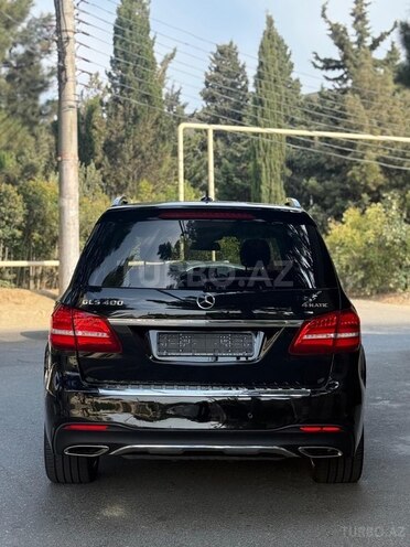 Mercedes GLS 400 4MATIC-16
