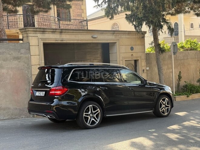 Mercedes GLS 400 4MATIC-14