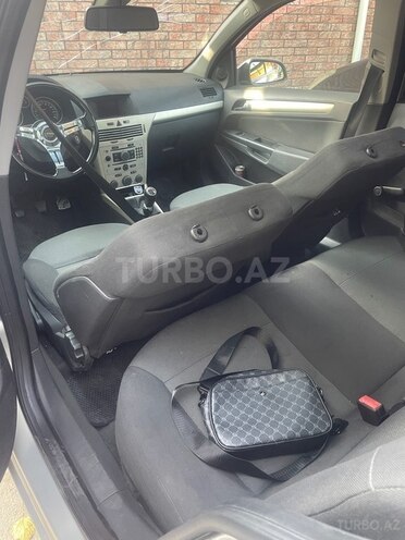 Opel Astra 2007, 235,000 km - 1.4 l - Bakı