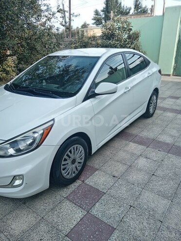 Hyundai Accent 2014, 320,000 km - 1.6 l - Bakı