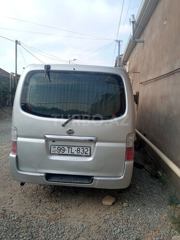 Nissan Urvan 2007, 385,000 km - 3.0 l - Bakı