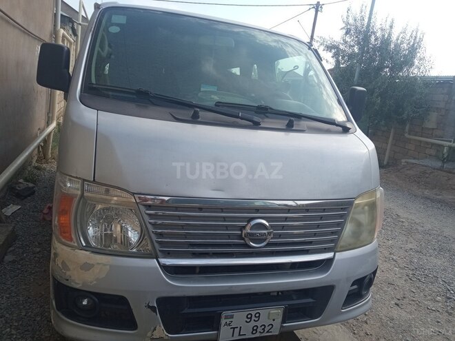 Nissan Urvan 2007, 385,000 km - 3.0 l - Bakı