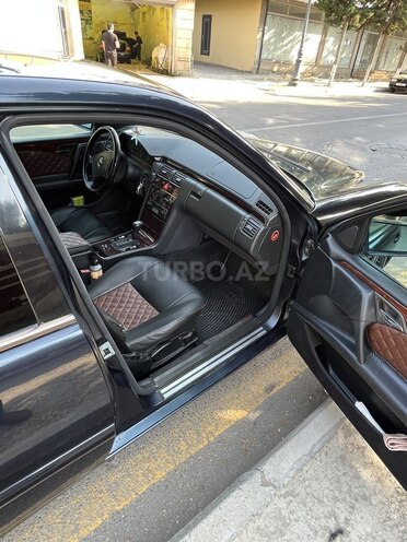Mercedes E 200 1996, 123,456 km - 2.0 л - Xaçmaz