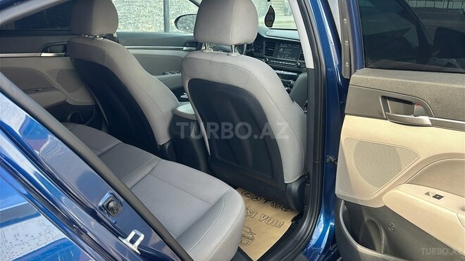 Hyundai Elantra 2019, 99,568 km - 2.0 l - Bakı