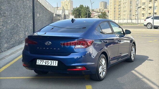 Hyundai Elantra 2019, 99,568 km - 2.0 l - Bakı