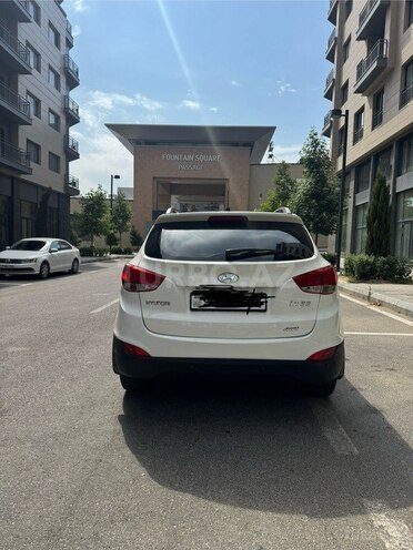 Hyundai ix35 2012, 330,000 km - 2.0 l - Bakı