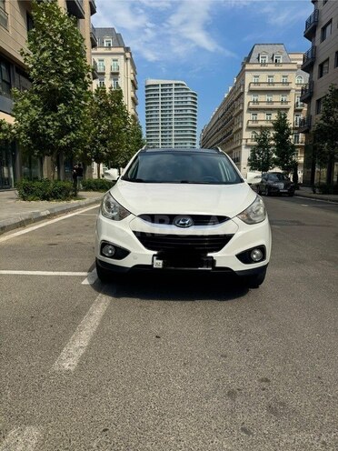 Hyundai ix35 2012, 330,000 km - 2.0 l - Bakı