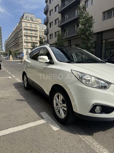 Hyundai ix35 2012, 330,000 km - 2.0 l - Bakı