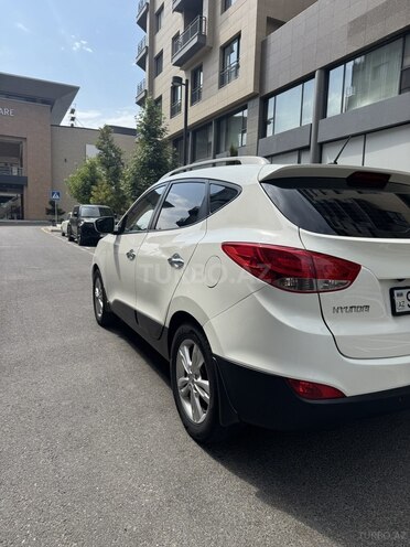 Hyundai ix35 2012, 330,000 km - 2.0 l - Bakı