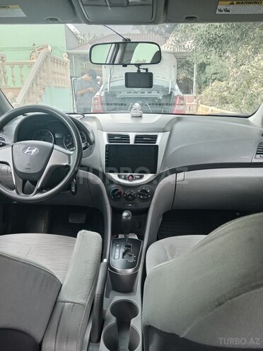 Hyundai Accent 2014, 320,000 km - 1.6 l - Bakı