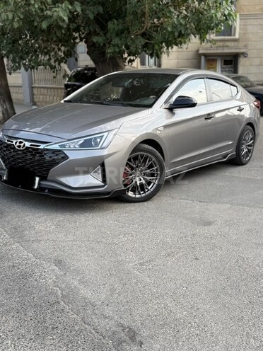 Hyundai Elantra 2020, 14,000 km - 1.6 l - Bakı