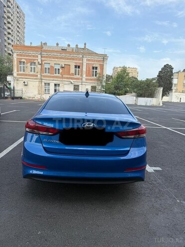 Hyundai Elantra 2017, 219,000 km - 2.0 l - Bakı