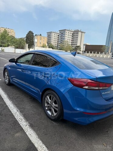 Hyundai Elantra 2017, 219,000 km - 2.0 l - Bakı