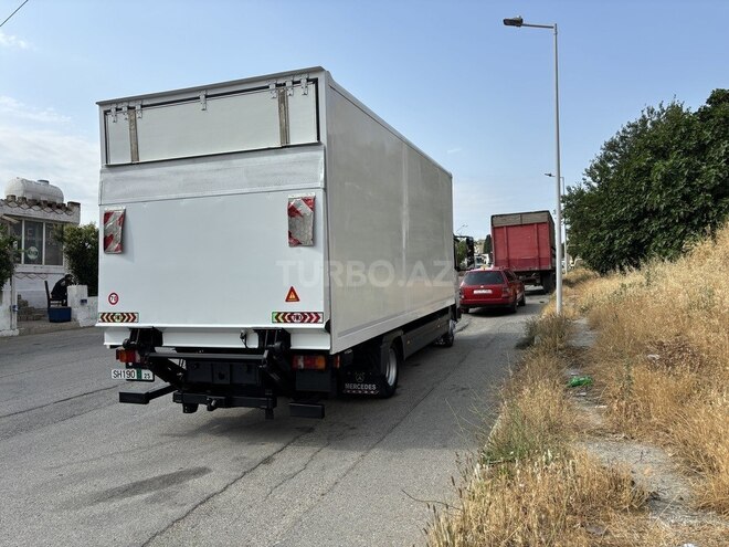 Mercedes Atego 818 2009, 329,961 km - 4.3 l - Bakı