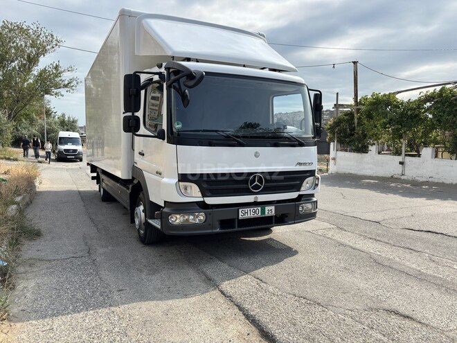 Mercedes Atego 818 2009, 329,961 km - 4.3 l - Bakı