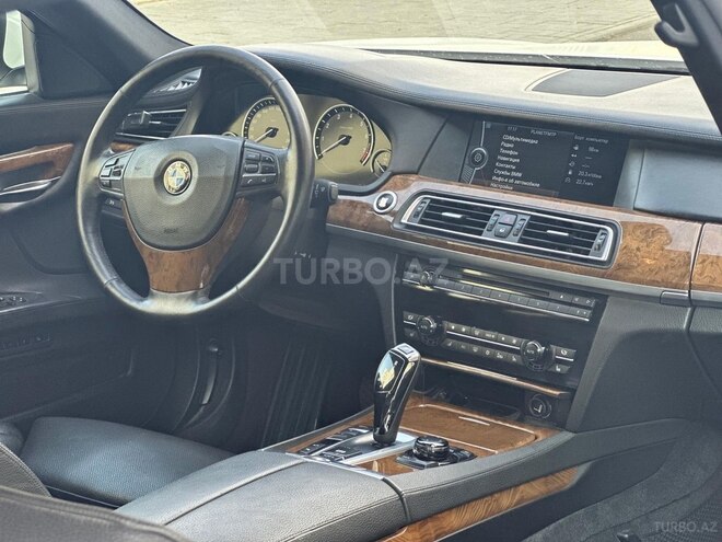 BMW 750 2009, 140,000 km - 4.4 l - Bakı