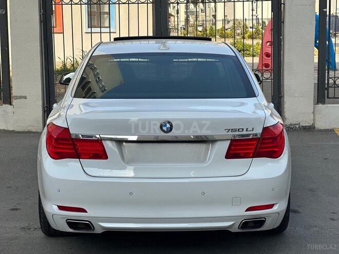 BMW 750 2009, 140,000 km - 4.4 l - Bakı