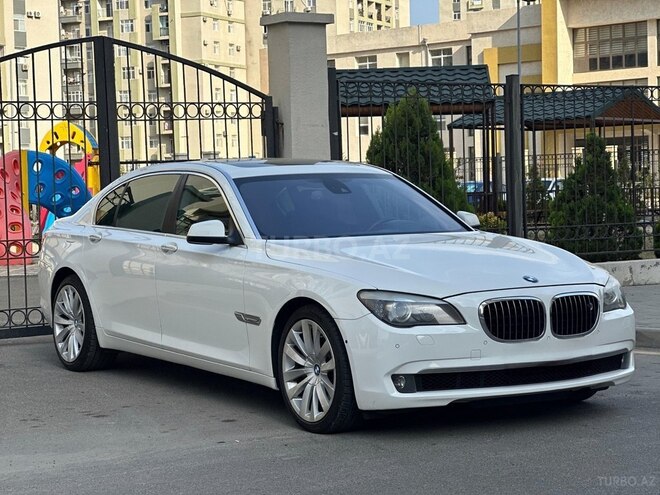 BMW 750 2009, 140,000 km - 4.4 l - Bakı