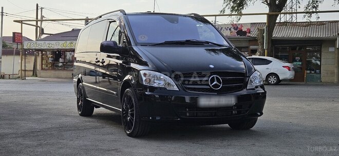 Mercedes Viano 2011, 422,000 km - 2.1 л - Bakı