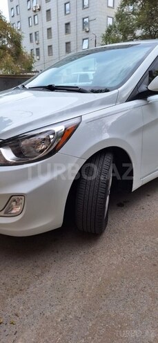 Hyundai Accent 2012, 135,000 km - 1.6 л - Bakı