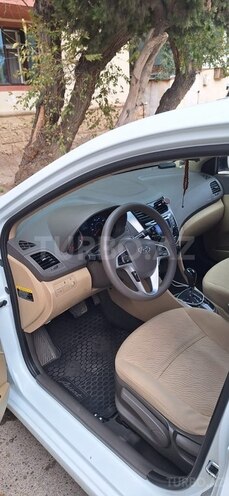 Hyundai Accent 2012, 135,000 km - 1.6 л - Bakı