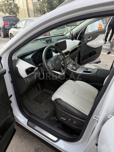 Hyundai Santa Fe 2022, 35,000 km - 1.6 l - Bakı