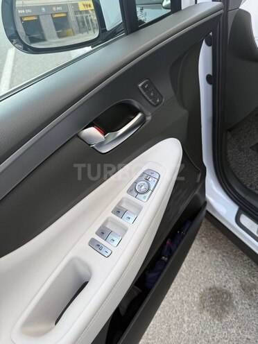 Hyundai Santa Fe 2022, 35,000 km - 1.6 l - Bakı