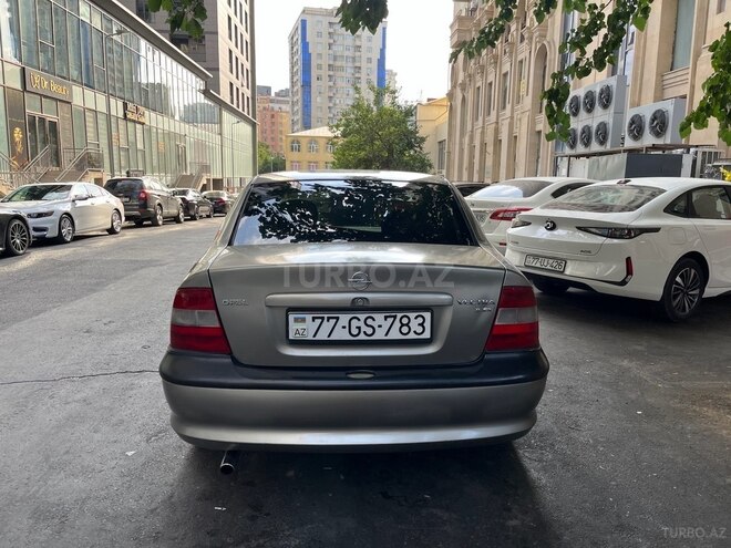 Opel Vectra 1996, 340,000 km - 1.8 l - Bakı
