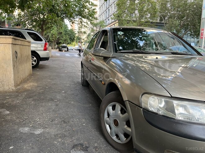 Opel Vectra 1996, 340,000 km - 1.8 l - Bakı
