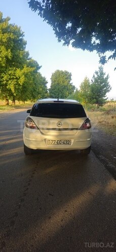Opel Astra 2009, 280,000 km - 1.4 l - Dəliməmmədli